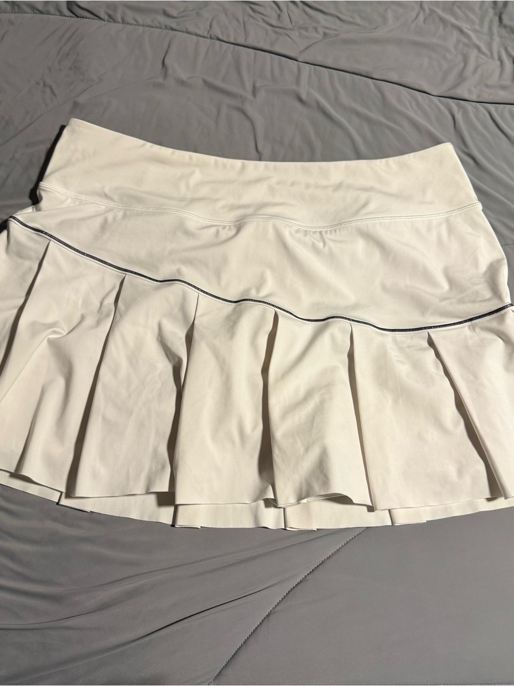 Athleta Off-White Pleated Skirt
